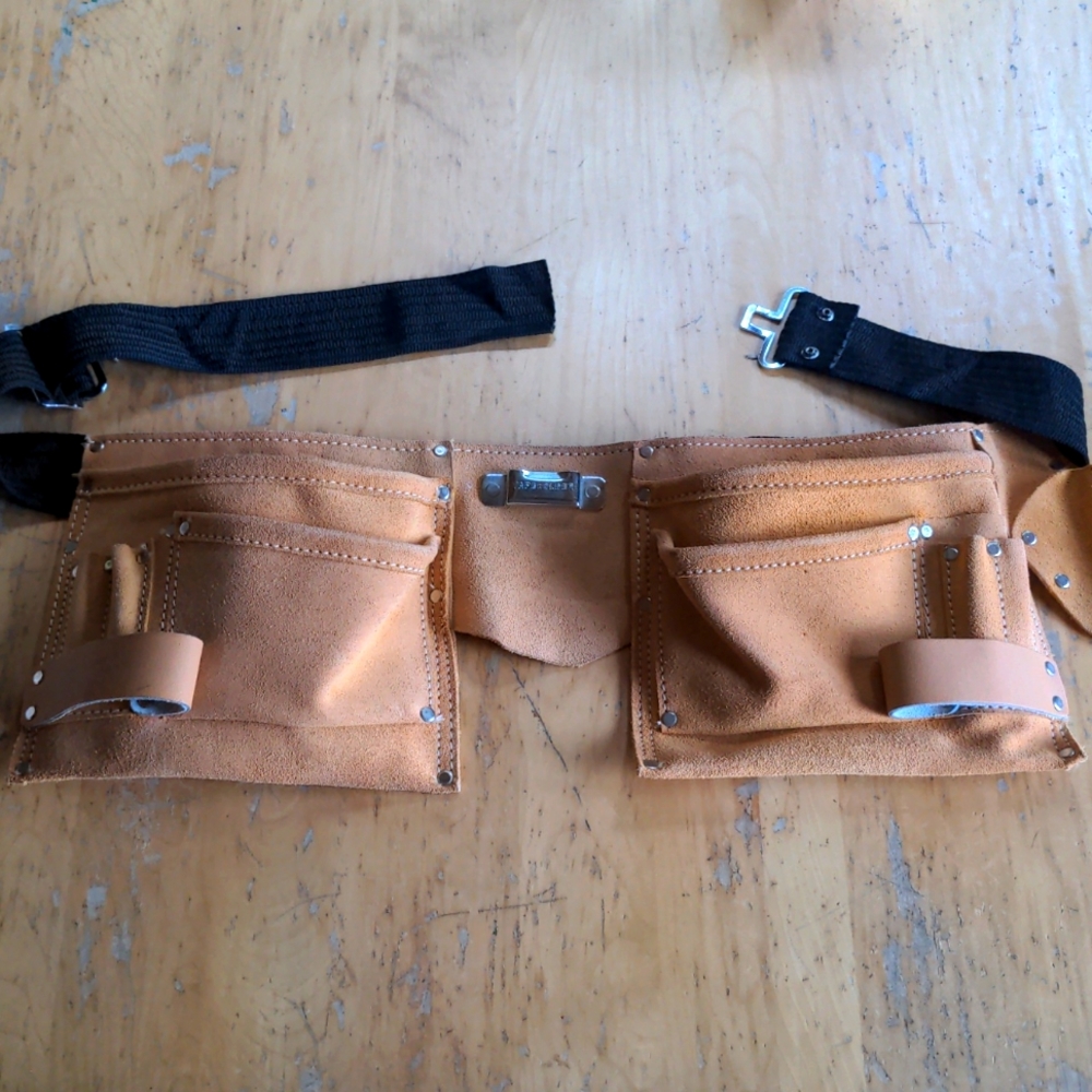 NWOT Tool belt